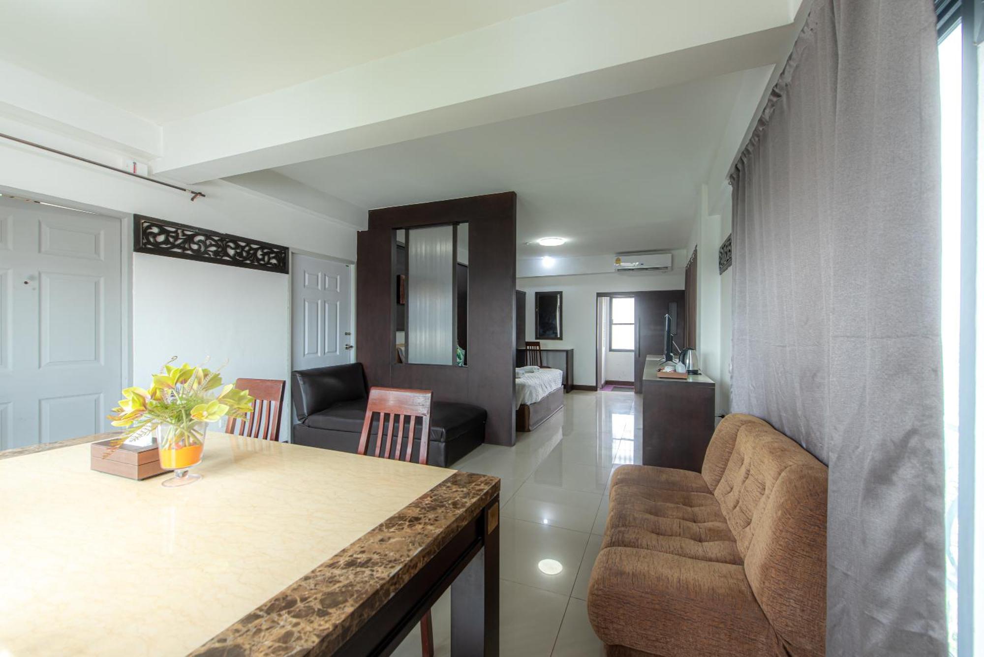 เดอะ วิง ดีไซน์ โฮเทล Hotel กรุงเทพมหานคร ภายนอก รูปภาพ