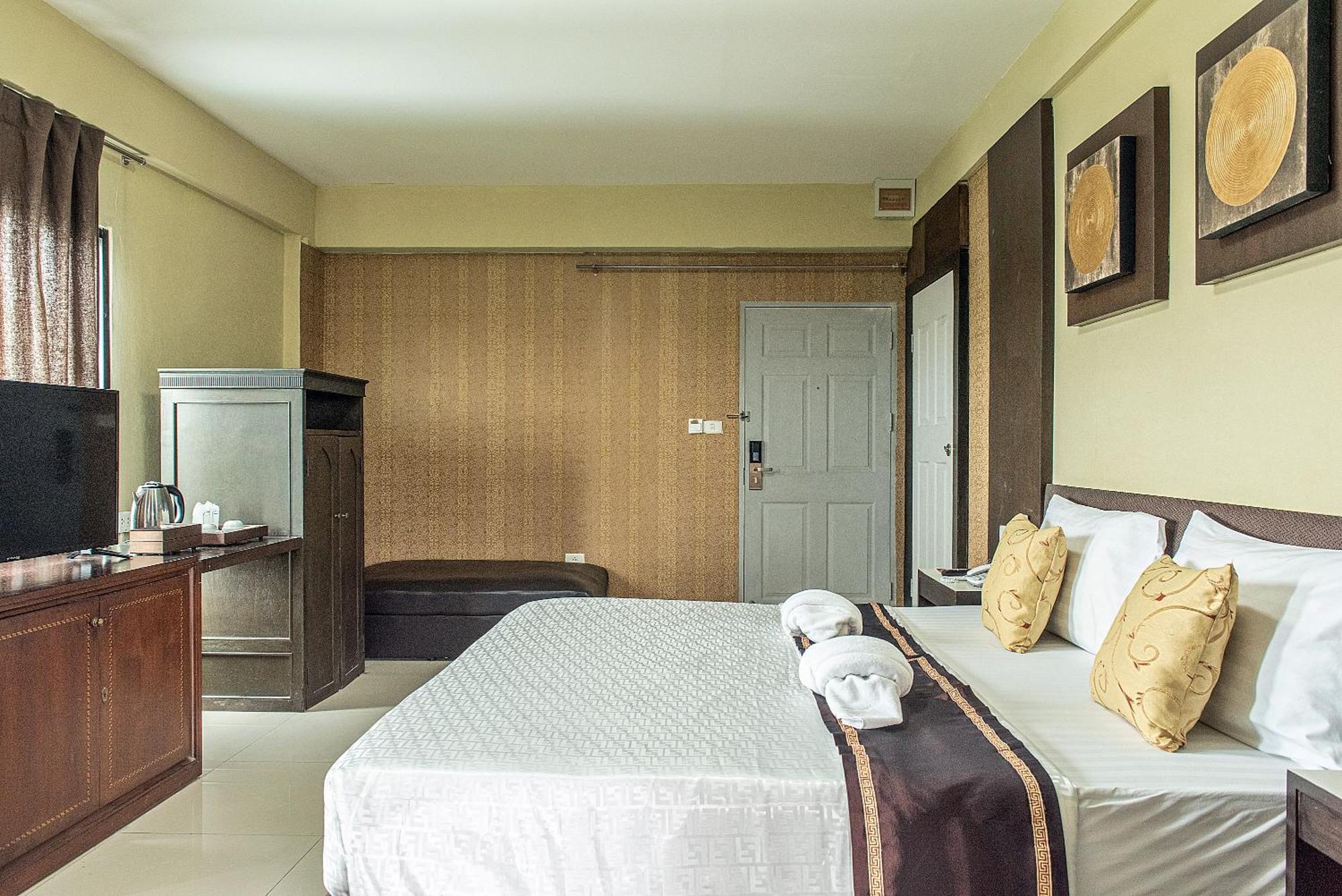 เดอะ วิง ดีไซน์ โฮเทล Hotel กรุงเทพมหานคร ภายนอก รูปภาพ